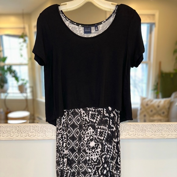 Saks Lightweight Fabric Oversized Dress BCBSK-25700-3440 - El Mirage